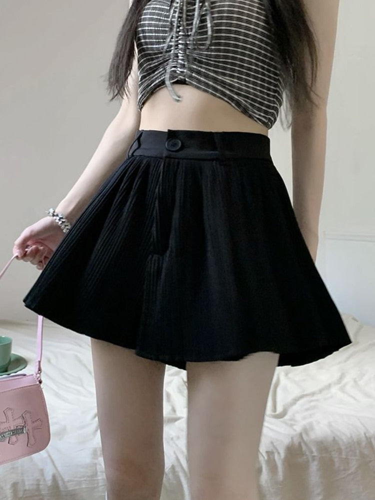 Black Pleated Stylish Buttoned Mini Skirt