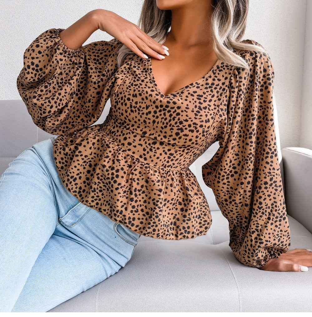 BerriesJam - Casual Lantern Sleeve Leopard Print Chiffon Blouse