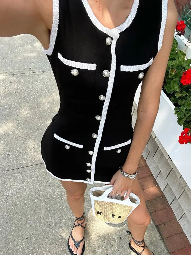 Black Sleeveless Contrast Charming Buttoned Mini Dress